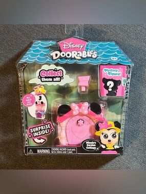 Disney Doorables Minnie Mouse Playset - SEALED